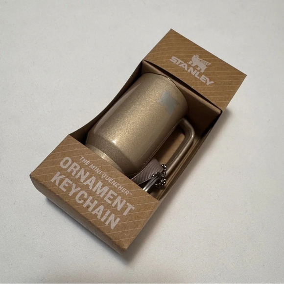 🆕💛 Stanley The Mini Quencher Ornament Keychain - Honey Talks - Picture 2 of 4